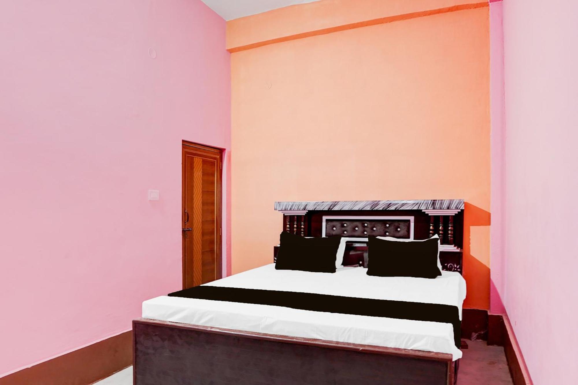 Spot On Celebration Hotel Kanpur Ngoại thất bức ảnh