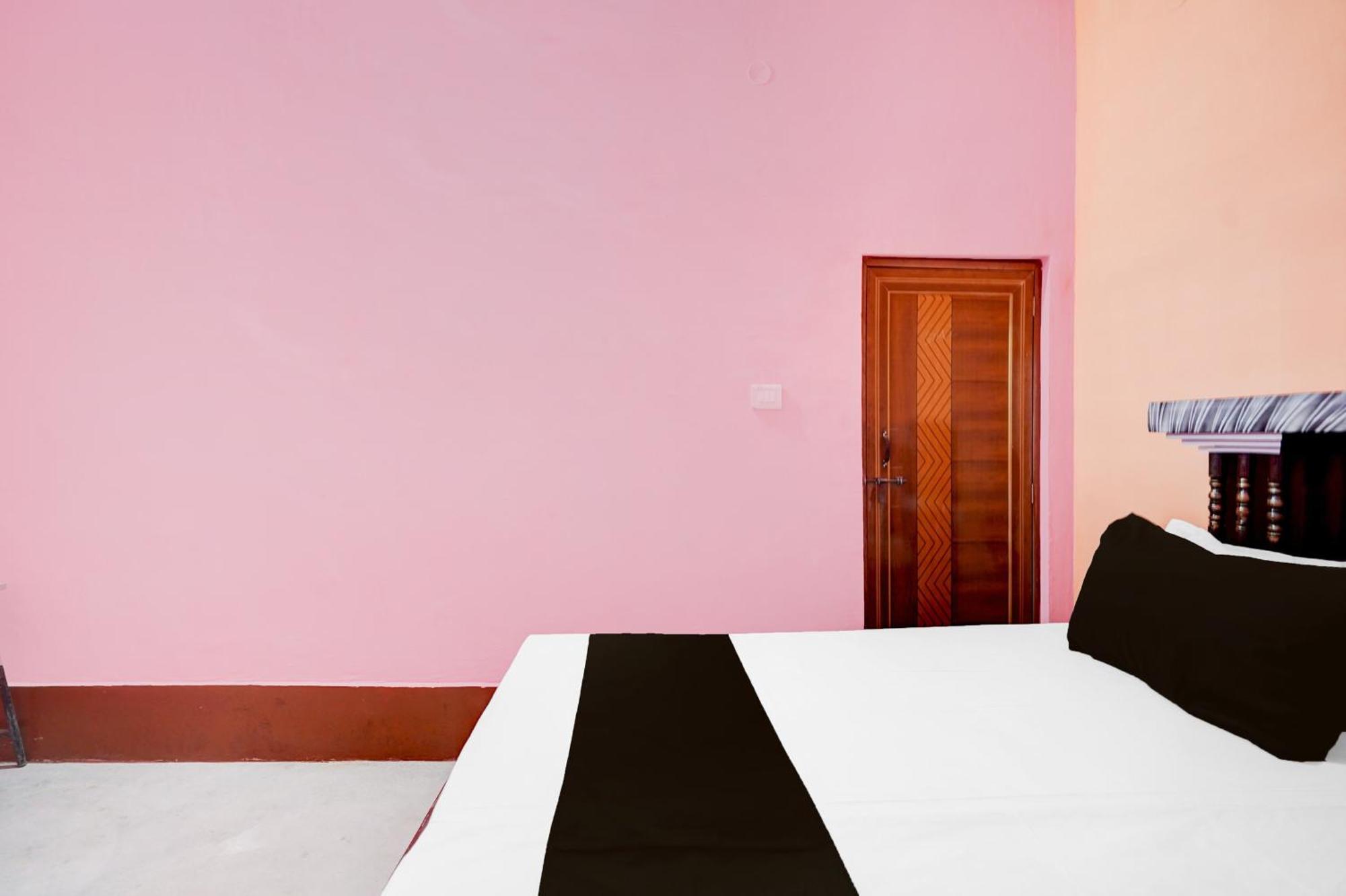 Spot On Celebration Hotel Kanpur Ngoại thất bức ảnh