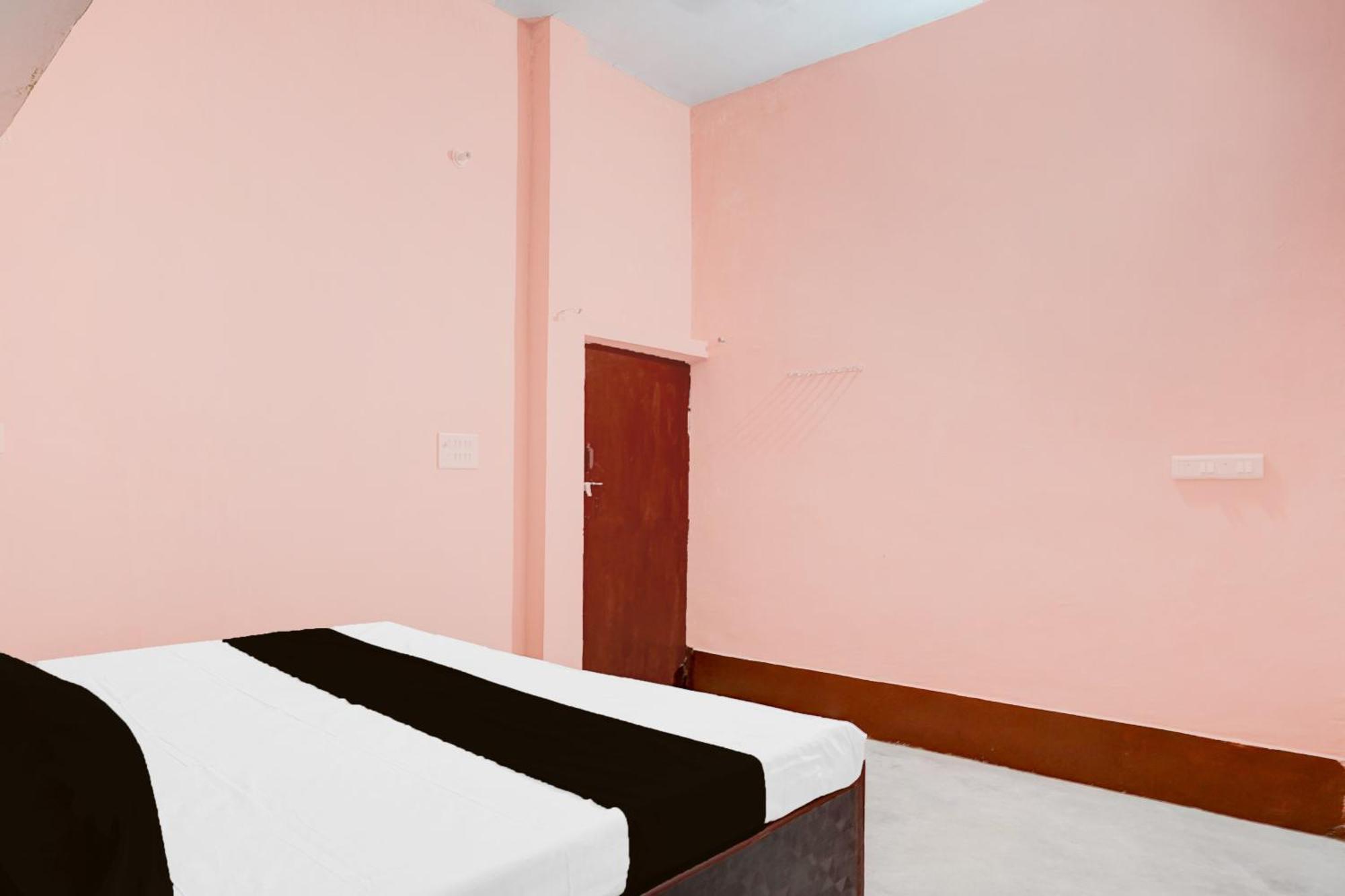Spot On Celebration Hotel Kanpur Ngoại thất bức ảnh
